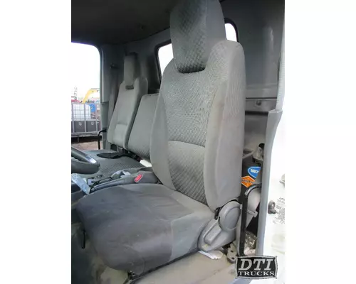 ISUZU NPR Cab