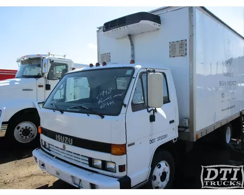 ISUZU NPR Cab