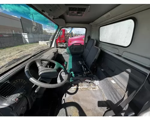 ISUZU NPR Cab