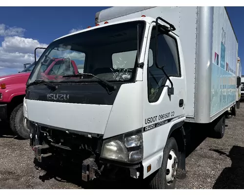 ISUZU NPR Cab