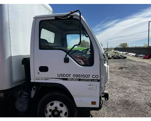ISUZU NPR Cab