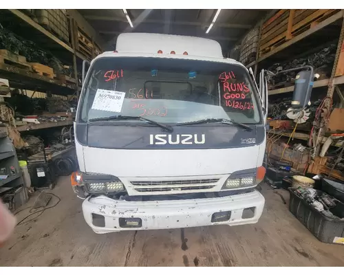 ISUZU NPR Complete Vehicle