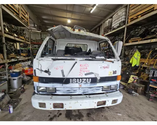 ISUZU NPR Complete Vehicle