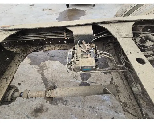 ISUZU NPR Complete Vehicle