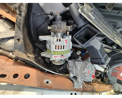 ISUZU NPR Complete Vehicle