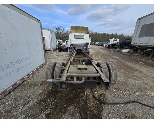 ISUZU NPR Complete Vehicle