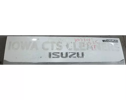 ISUZU NPR Cowl
