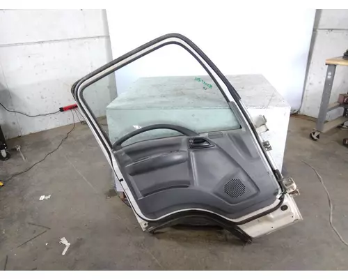 ISUZU NPR DOOR ASSEMBLY, FRONT
