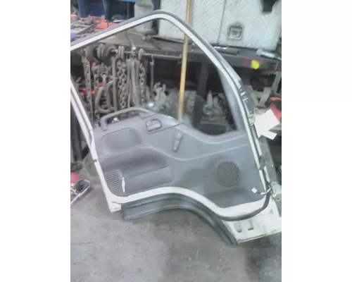 ISUZU NPR DOOR ASSEMBLY, FRONT