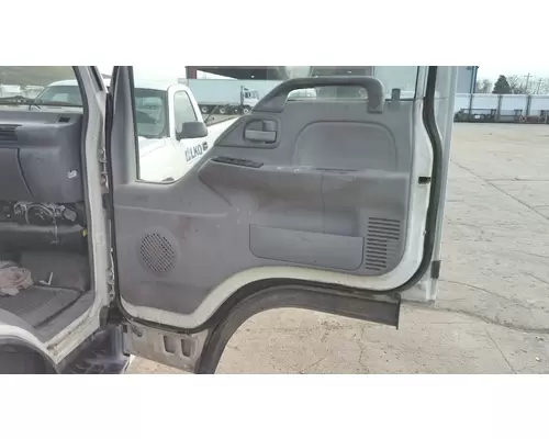 ISUZU NPR DOOR ASSEMBLY, FRONT