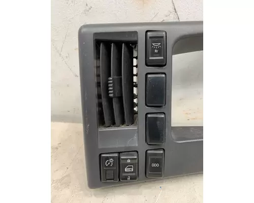 ISUZU NPR Dash Assembly