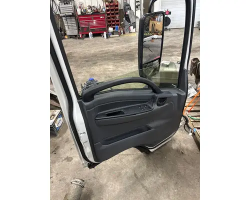 ISUZU NPR Door Assembly, Front
