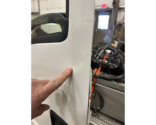 ISUZU NPR Door Assembly, Front