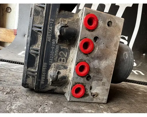 ISUZU NPR ECM (Brake & ABS)