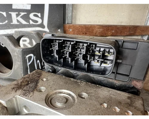 ISUZU NPR ECM (Brake & ABS)