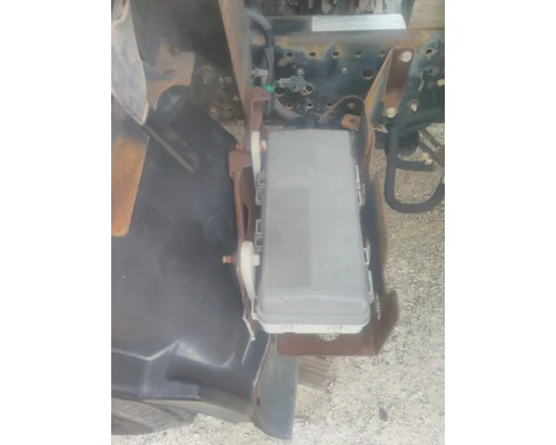 ISUZU NPR FUSE BOX