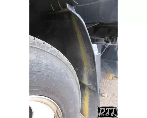 ISUZU NPR Fender Extension