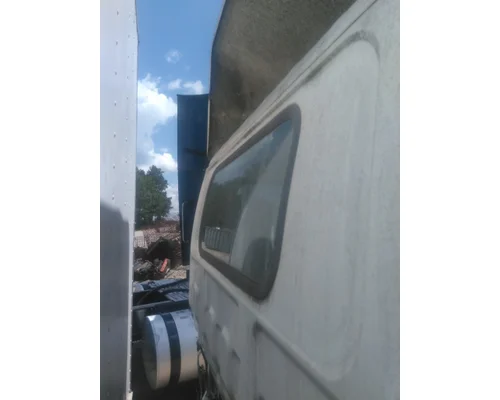 ISUZU NPR GLASS, BACK