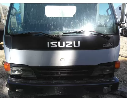 ISUZU NPR GRILLE