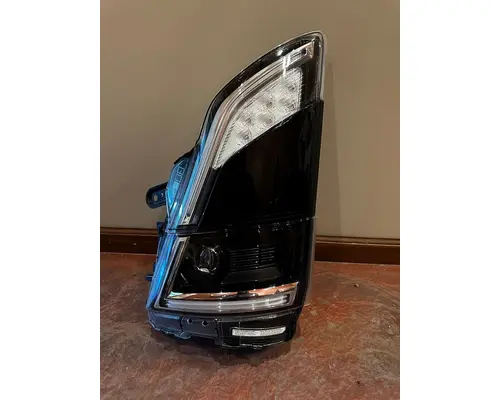 ISUZU NPR Headlamp Assembly