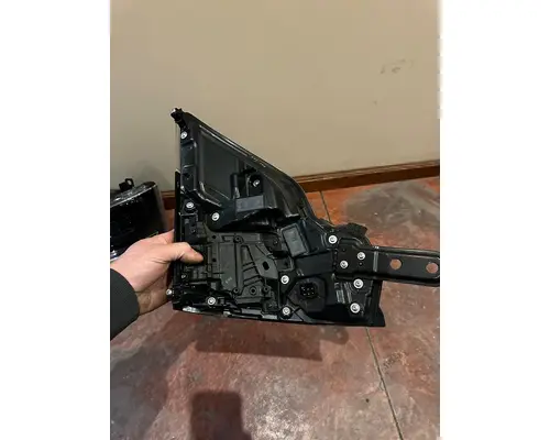 ISUZU NPR Headlamp Assembly