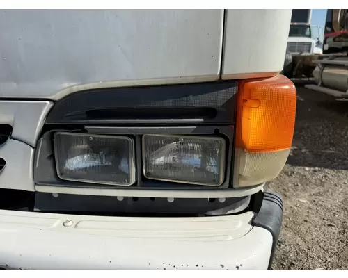 ISUZU NPR Headlamp Assembly