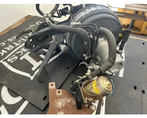 ISUZU NPR Power Brake Booster