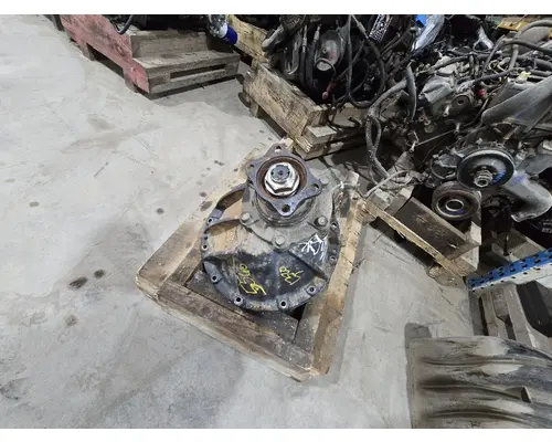 ISUZU NPR Rears (Rear)