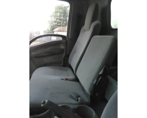 ISUZU NPR SEAT, FRONT