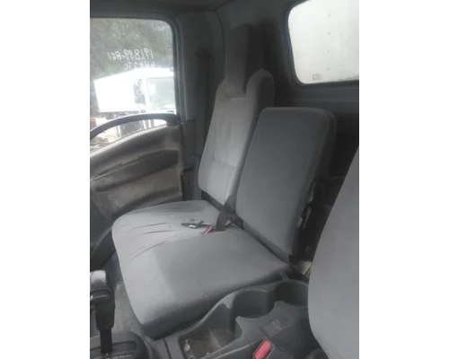 ISUZU NPR SEAT, FRONT