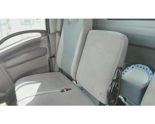ISUZU NPR SEAT, FRONT