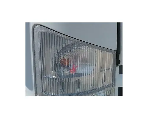 ISUZU NPR TURN SIGNAL LIGHT