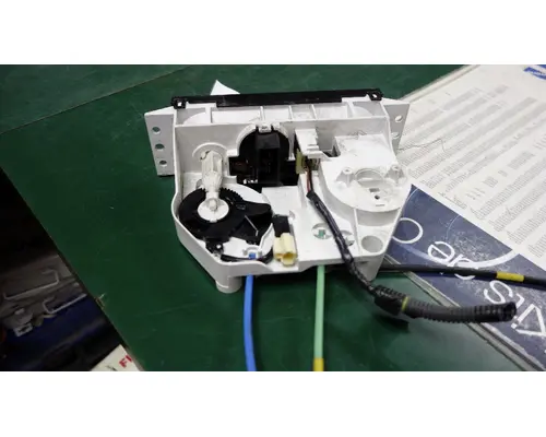 ISUZU NPR Temperature Control