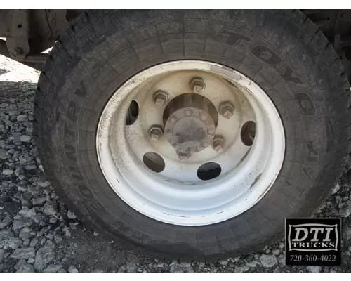 ISUZU NPR Tires