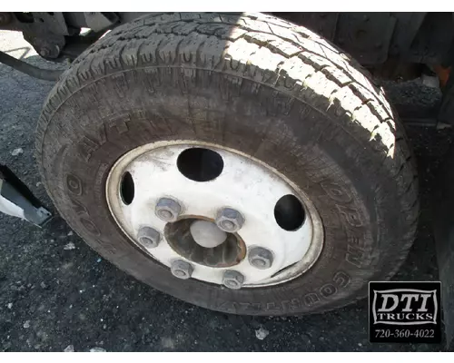 ISUZU NPR Tires