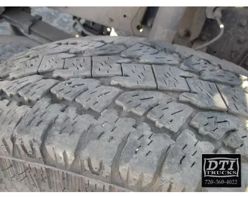 ISUZU NPR Tires