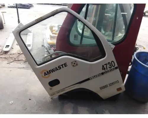 ISUZU NQR 1995-2007 DOOR ASSEMBLY, FRONT