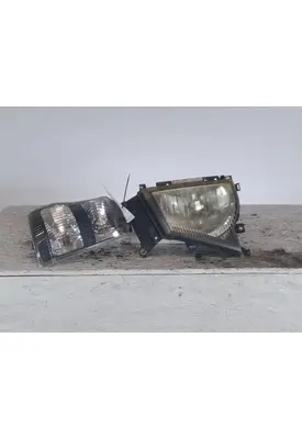 ISUZU NQR 2004-2007 HEADLAMP ASSEMBLY