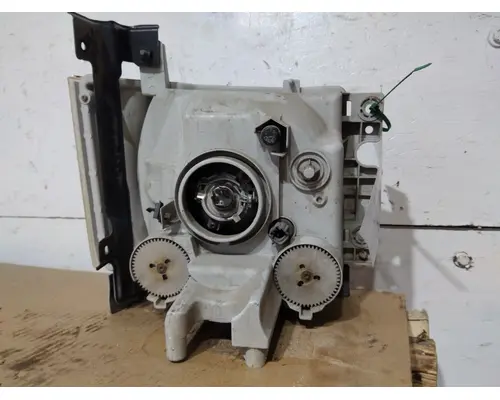 ISUZU NQR 2008-2022 HEADLAMP ASSEMBLY