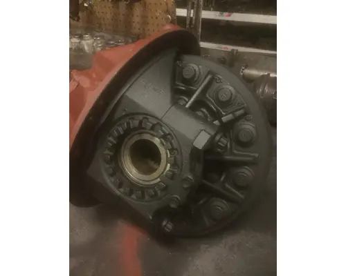 ISUZU NQRR586 DIFFERENTIAL ASSEMBLY REAR REAR