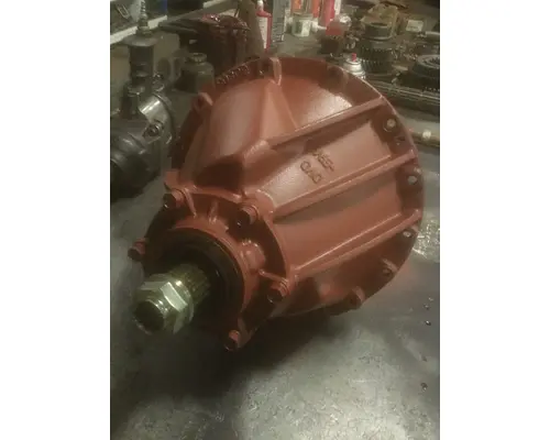 ISUZU NQRR586 DIFFERENTIAL ASSEMBLY REAR REAR