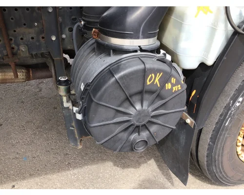 ISUZU NQR AIR CLEANER