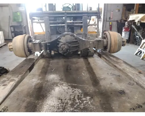 ISUZU NQR AXLE HOUSING, REAR (REAR)