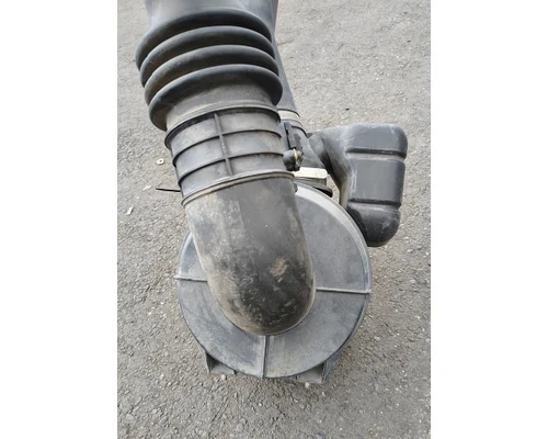 ISUZU NQR Air Cleaner
