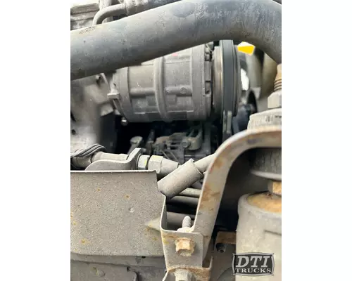 ISUZU NQR Air Conditioner Compressor