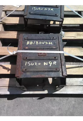 ISUZU NQR BATTERY BOX