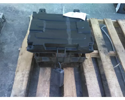 ISUZU NQR BATTERY BOX