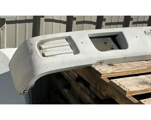 ISUZU NQR Bumper Assembly, Front