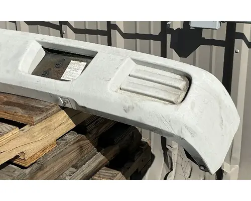 ISUZU NQR Bumper Assembly, Front