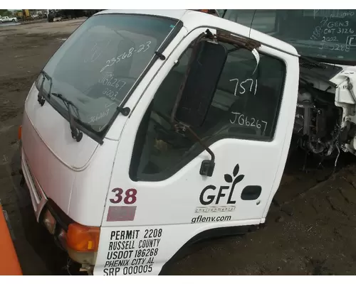 ISUZU NQR Cab Clip